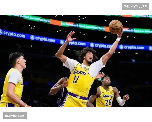 湖人队内正负值榜海斯+105居首，艾顿-48成主要轮换垫底