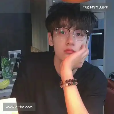 翁纳伶